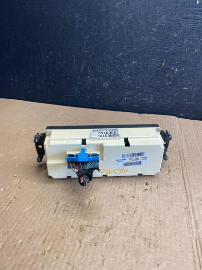 1999 to 2002 Chevrolet Silverado HVAC Heater Climate Control Module AE3953 DG3