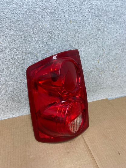2005-2011 Dodge Dakota Lh Left Driver Side Tail Light DEPO AI5679 LK2