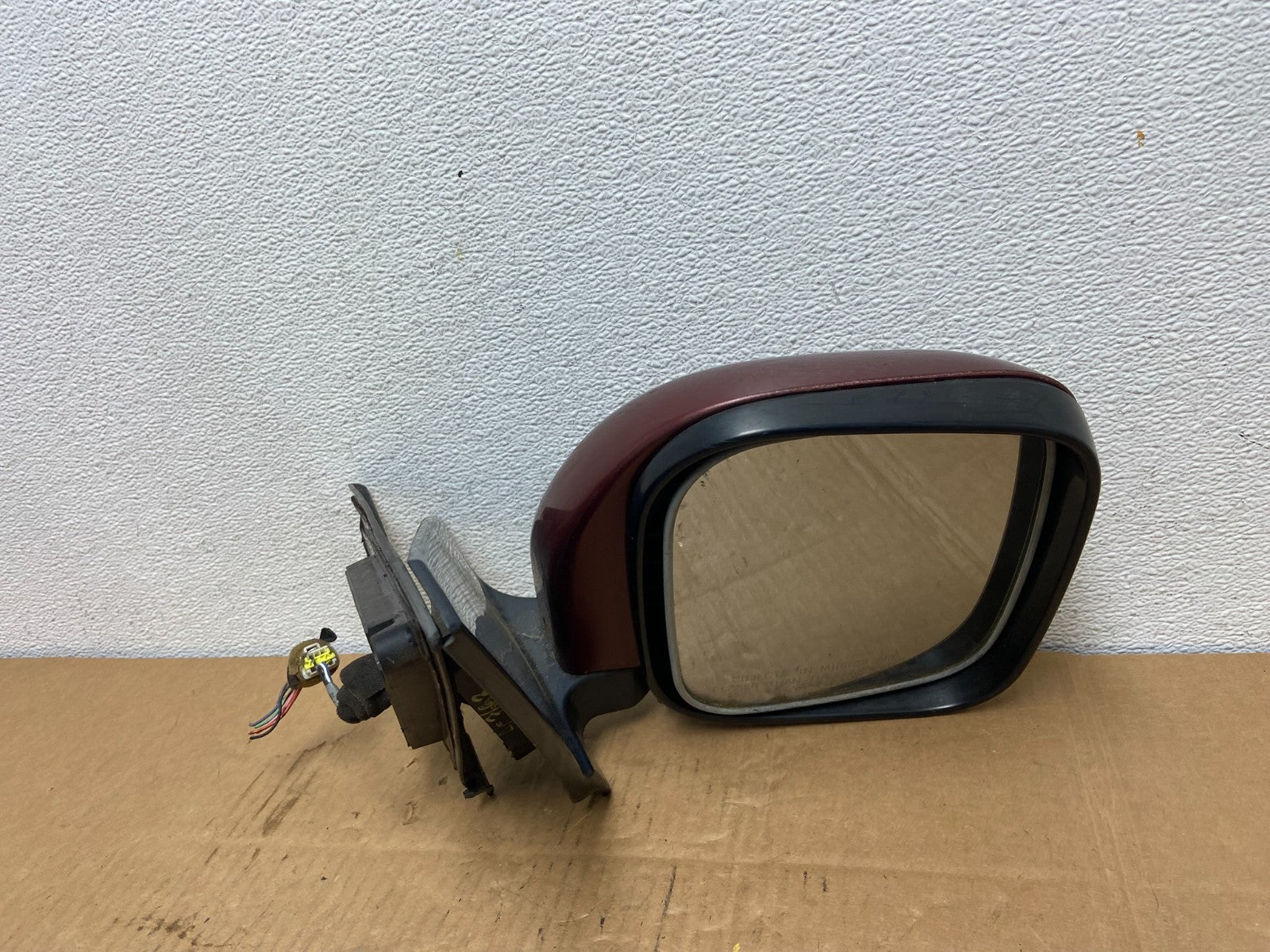 1999 to 2007 Mitsubishi Montero Passenger Right Side View Door Mirror ac7663 DG5