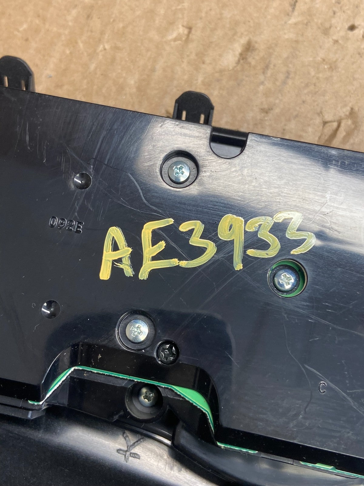 2009-2014 Nissan Murano AM FM Radio CD Control Panel AE3933 DG6