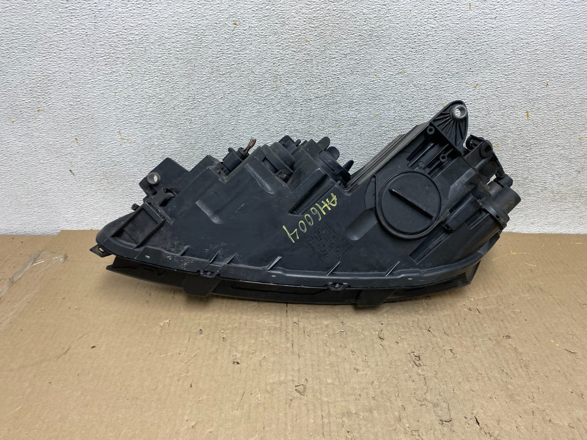 2012-2015 Volkswagen Passat Right Passenger RH Halogen Headlight AH6004 DW6