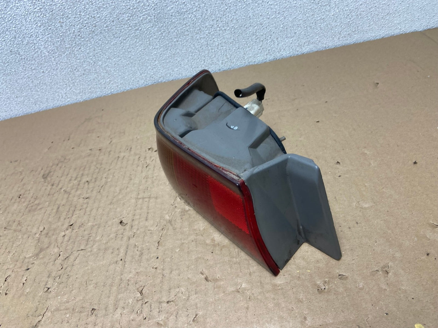 1997 1998 1999 Toyota Camry Tail Light Left Driver Rh Side AB6265 LK1
