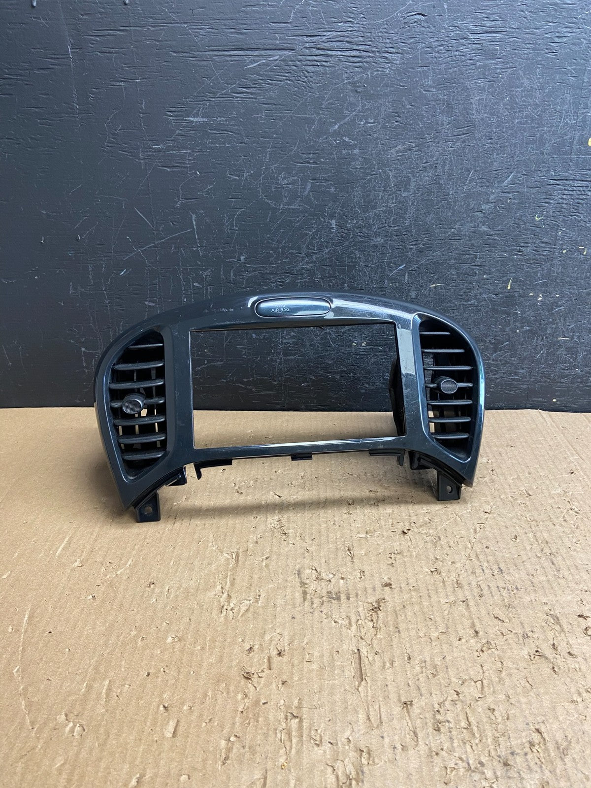 2011 to 2014 Nissan Juke Center Console Radio Bezel Trim AF1469 DG0