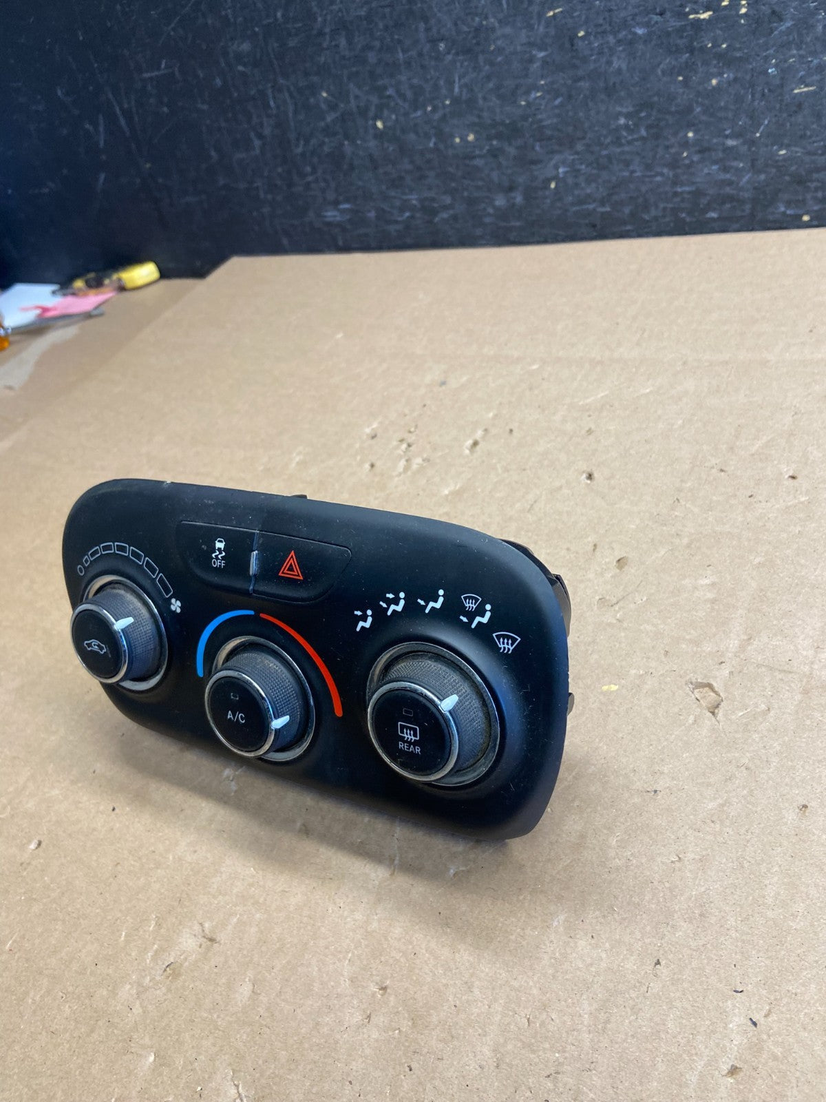 2013 to 2016 Dodge Dart AC Heater Temperature Climate Control AI3211 DG1