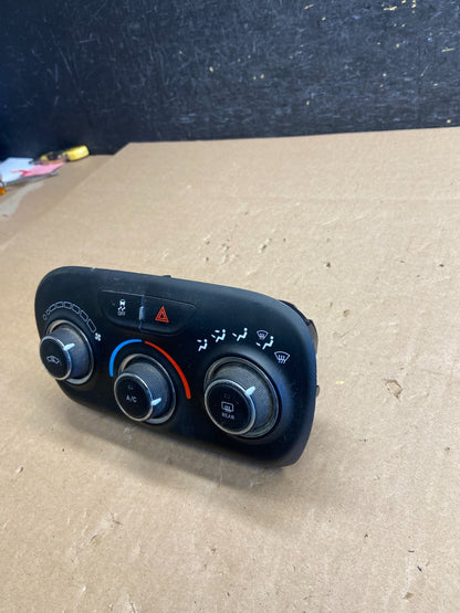 2013 to 2016 Dodge Dart AC Heater Temperature Climate Control AI3211 DG1