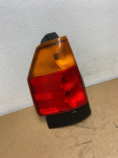 2002 to 2009 Gmc Envoy Left Driver Lh Side Tail Light AD6195 LK2
