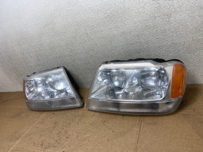 1999 - 2004 Jeep Grand Cherokee Left+Right Set Halogen Headlights Y5921 DG1