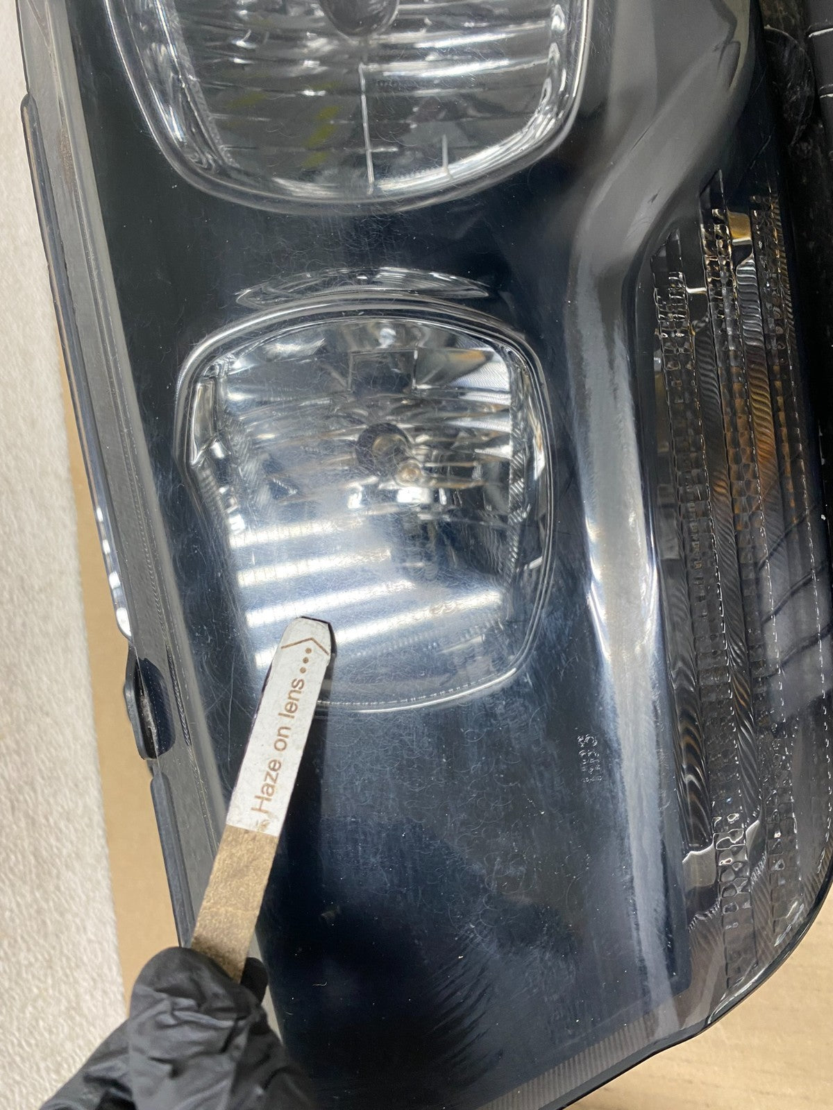 2011 to 2014 Dodge Charger Left+Right Side Halogen Headlights AH6716 DW4