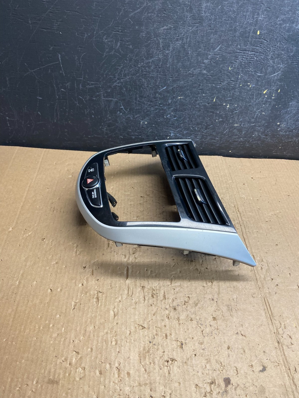 2012 to 2017 Hyundai Accent Center Radio Bezel Air Vent Panel AE4182 DG2