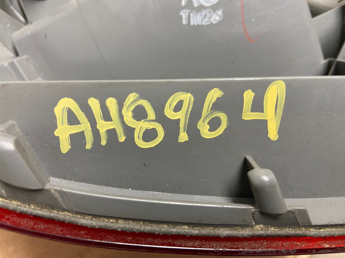2007 - 2011 Honda Cr-v Crv Right Passenger Rh Side Tail Light AH8964 LK7