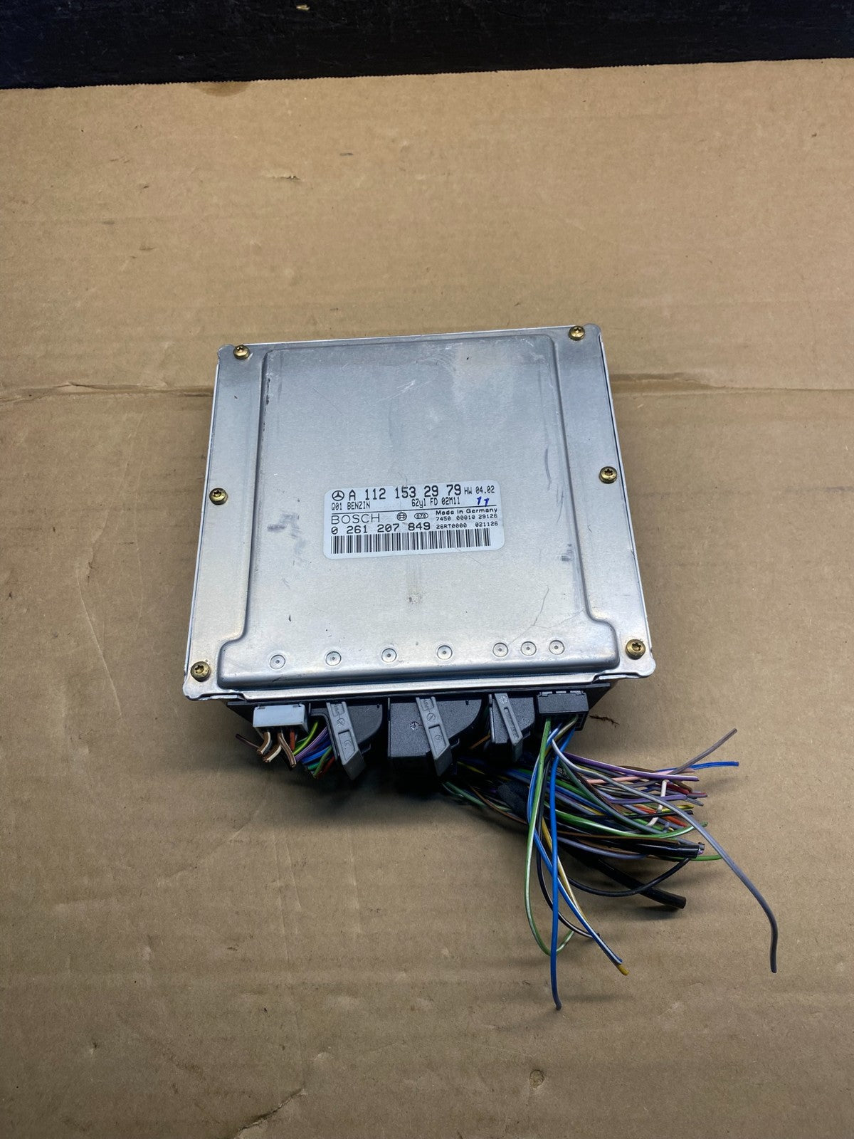 1999 to 2005 Mercedes E320 CLK320 Engine Control Module a1121532979 AD3529 DG0