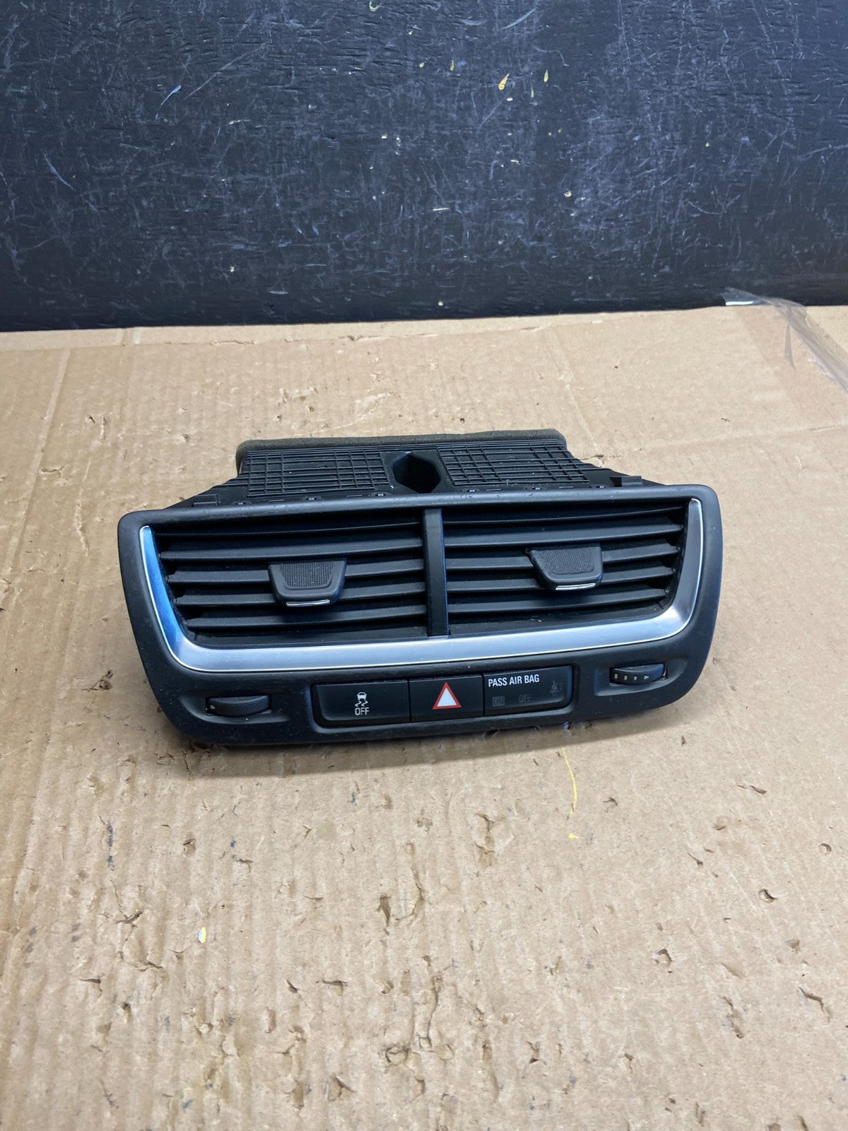 2013 to 2016 Buick Encore Dash Center Hazard Bezel Air Vent Trim AD6832 DG0