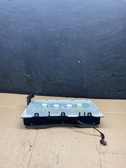 2009 to 2011 Mercury Grand Marquis Speedometer Cluster Gauge P9279 DG5