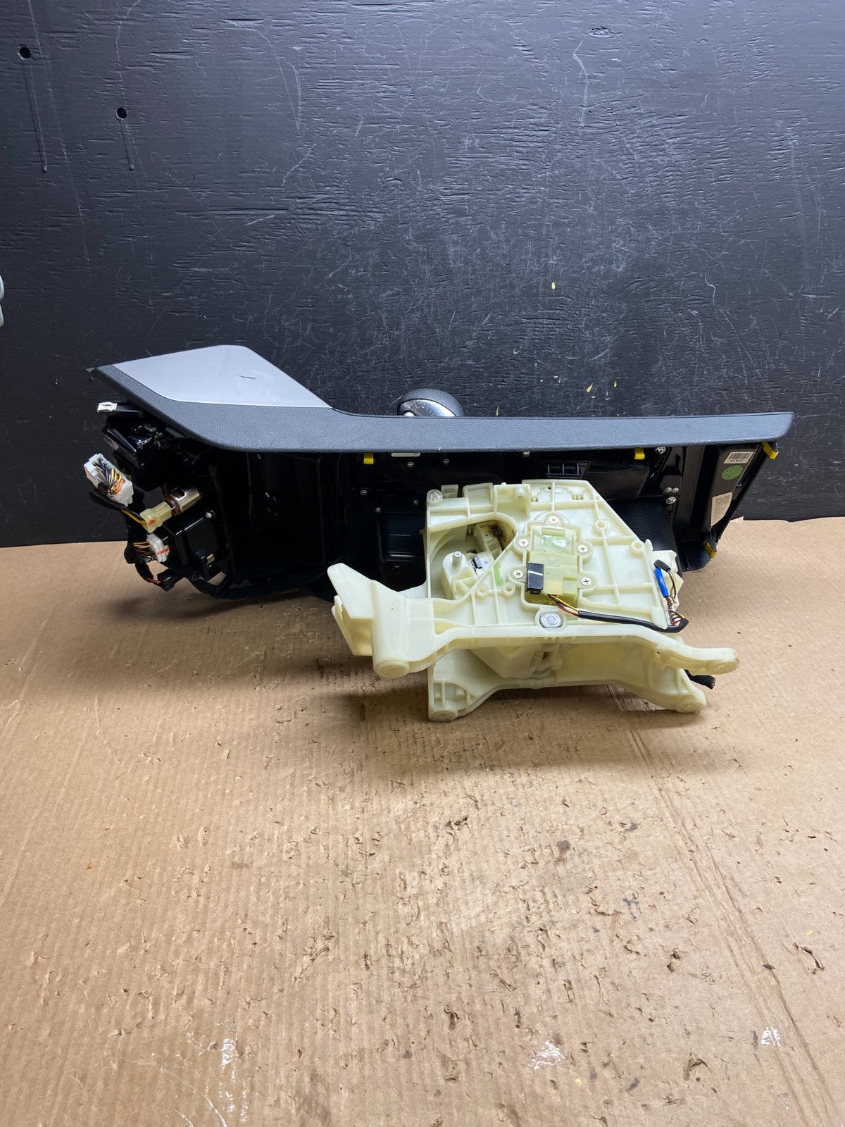 2015 2016 2017 Hyundai Sonata Shifter Center Cup Holder Console Trim AF1447 DG4