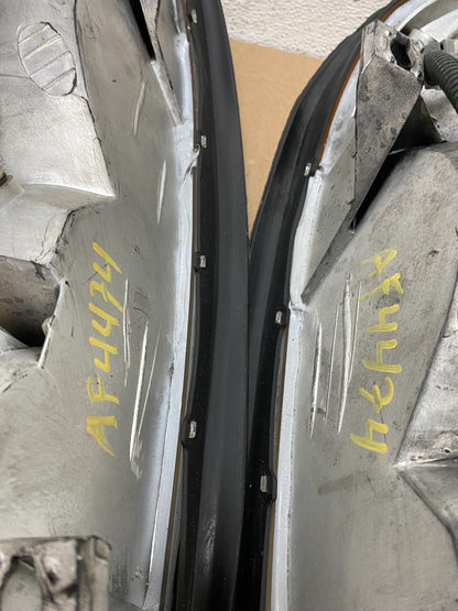 1999 to 2005 Pontiac Grand Am Left+Right Set Headlights AF4474 DW8