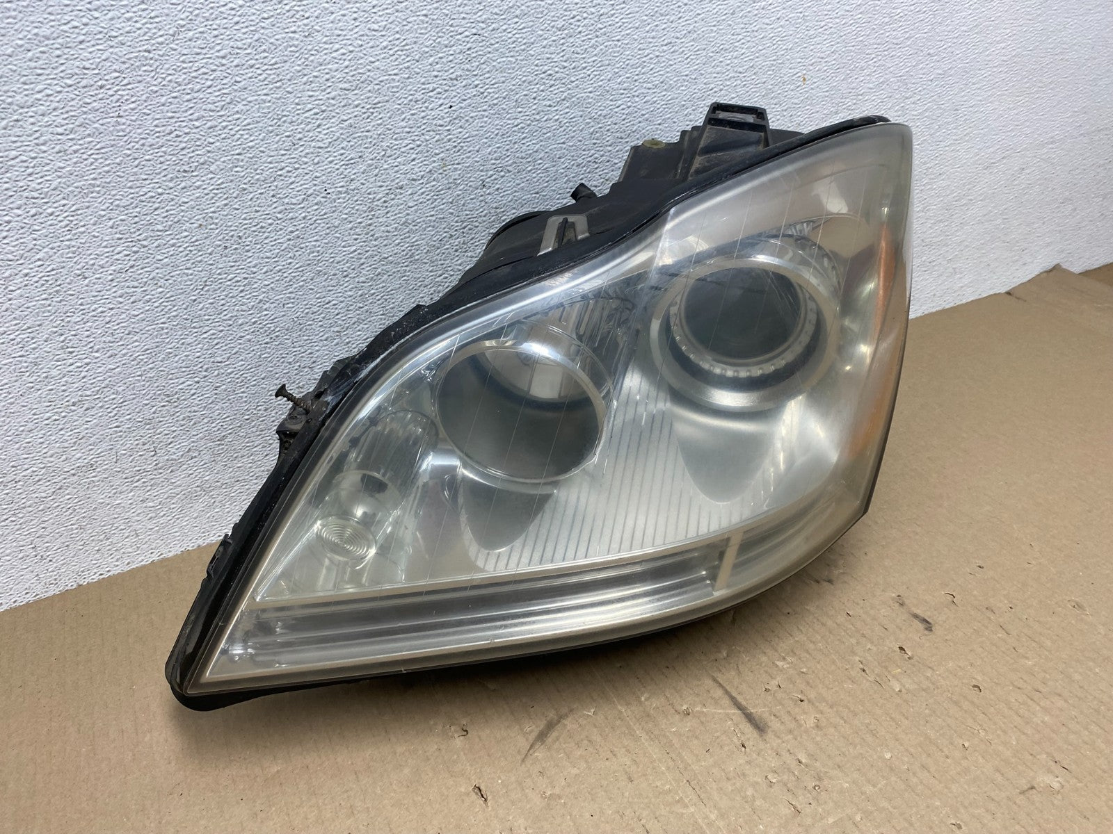 2007 to 2009 Mercedes GL-Class GL450 Left Driver LH Xenon Headlight AE7007 DW2
