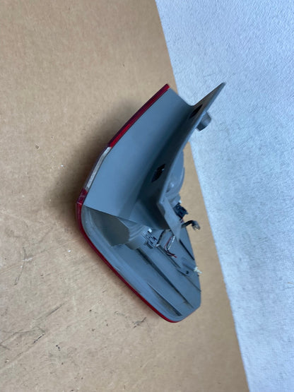 2005 2006 2007 Honda Odyssey Right Passenger RH Side Tail Light AD6157 LK4