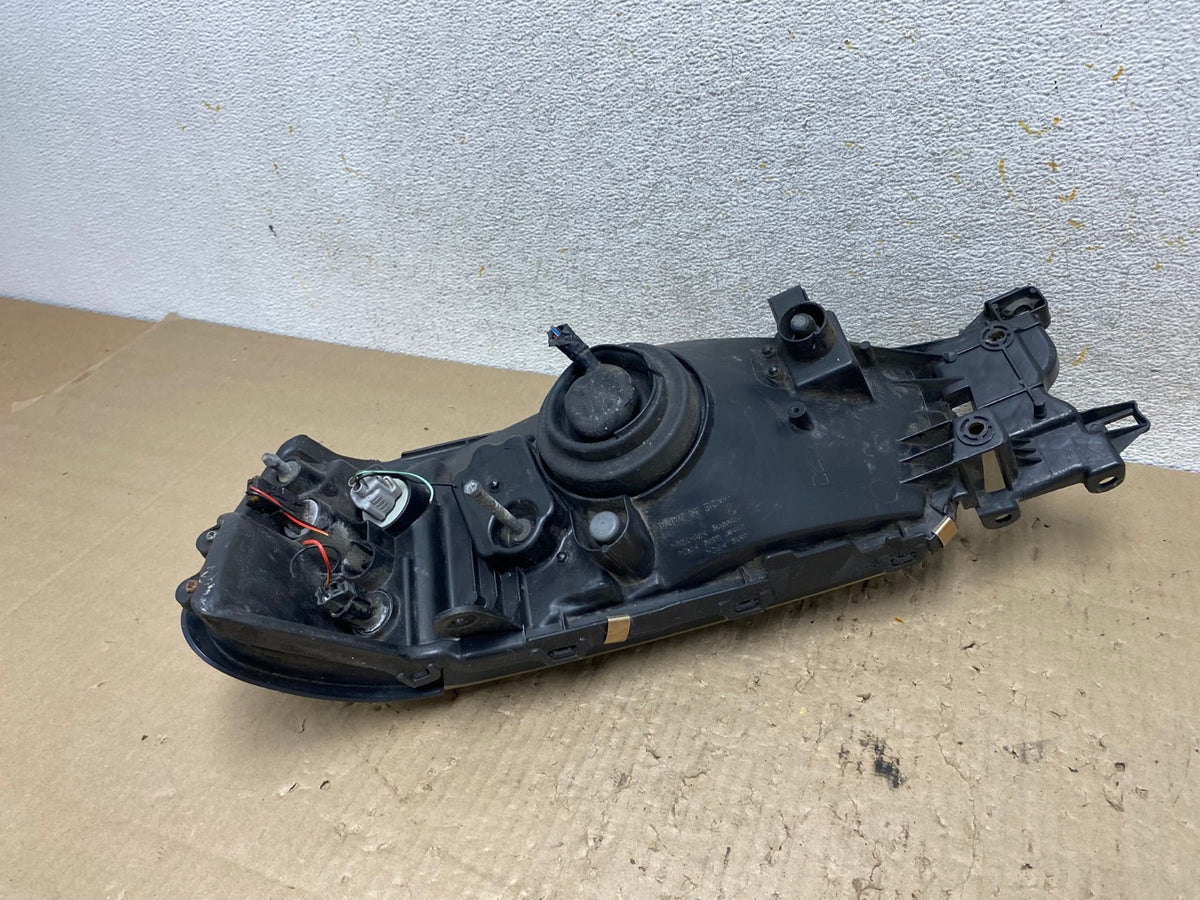 2003 2004 Subaru Forester Right RH Side Headlight Halogen AI2496 LK6