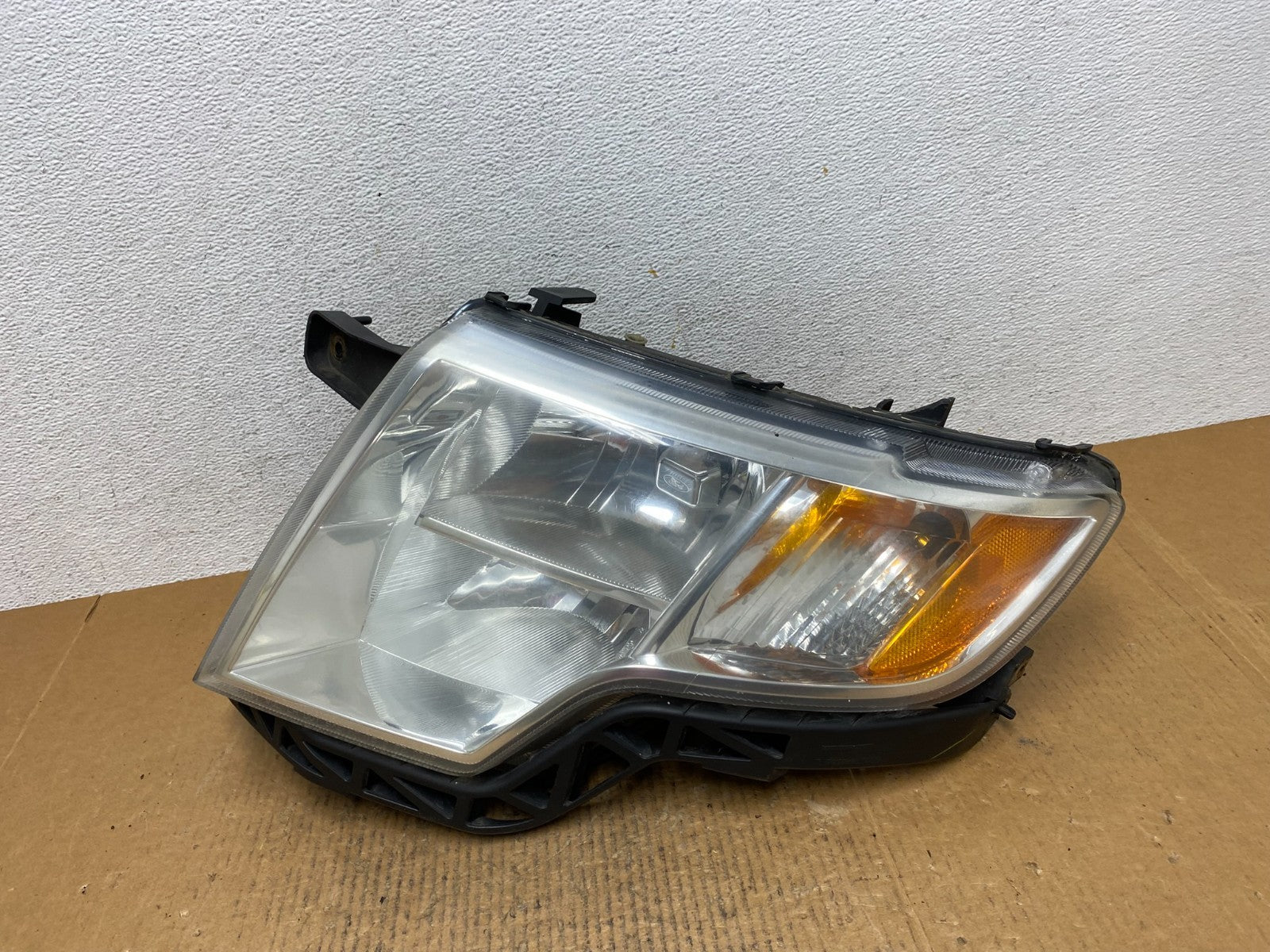 2007 2008 2009 2010 Ford Edge Headlight Left Driver Halogen AE1313 DW0
