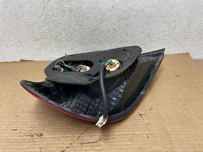 2002 2003 2004 Toyota Camry Tail Light Right Passenger Rh Side AG9076 LK5