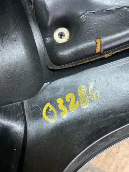 2006 to 2008 Kia Sedona V6 3.8L Engine Motor Cover O3286 PS9