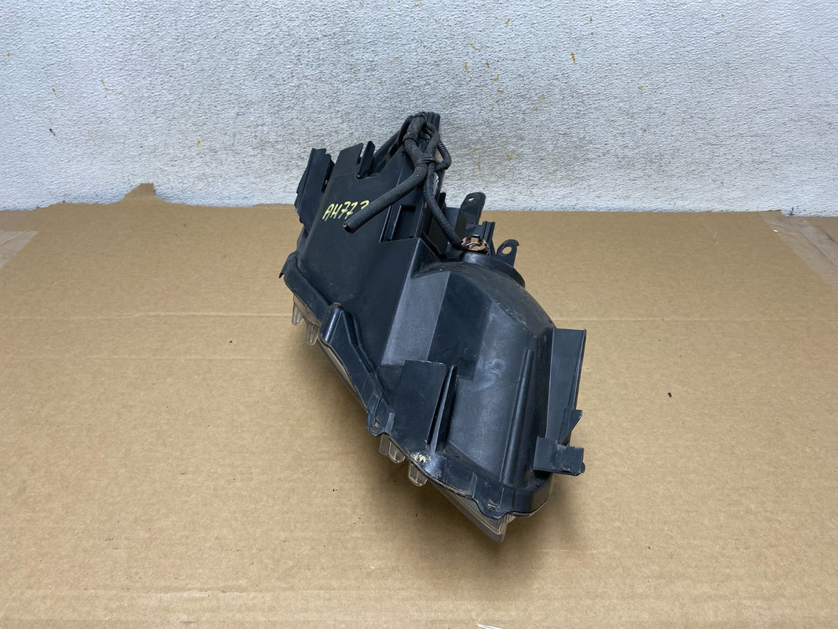 2010 - 2011 Toyota Prius Left Driver LH Blue Halogen Headlight AH7735 DW7