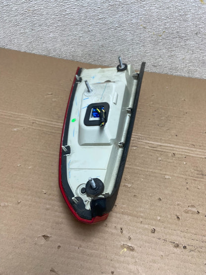 2006 to 2011 Cadillac DTS Left Driver Lh Side LED Tail light Oem AB1048 LK4