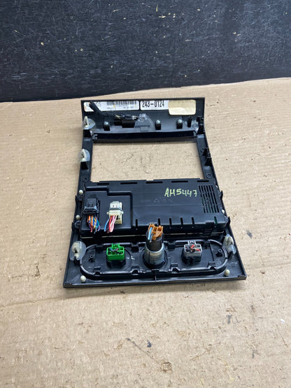 2004 to 2008 Ford F150 Radio Climate Dash Bezel Surround Black AH5447 DG3