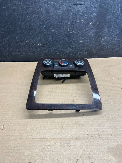 2013 to 2017 Chevrolet Traverse Radio Bezel Ac Heater Climate Control AH3498 DG3