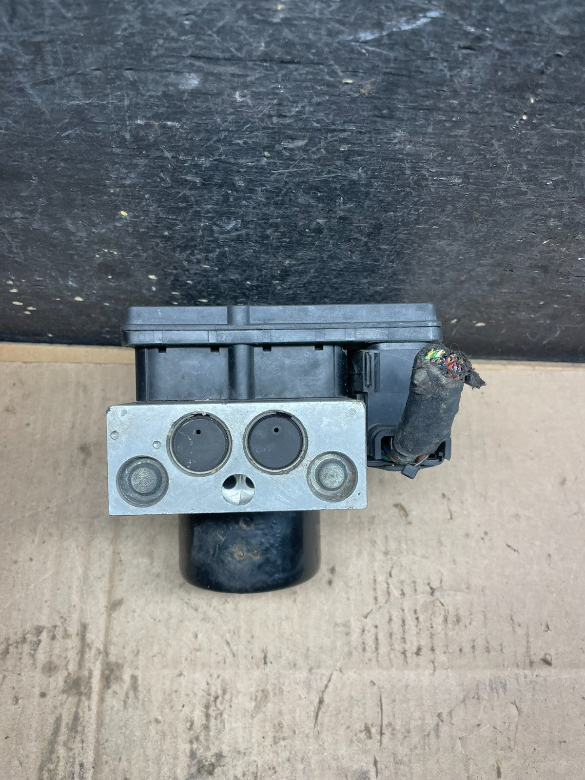 2006 - 2007 Mercedes C280 ABS Anti Lock Brake Pump Module T7549 DG0