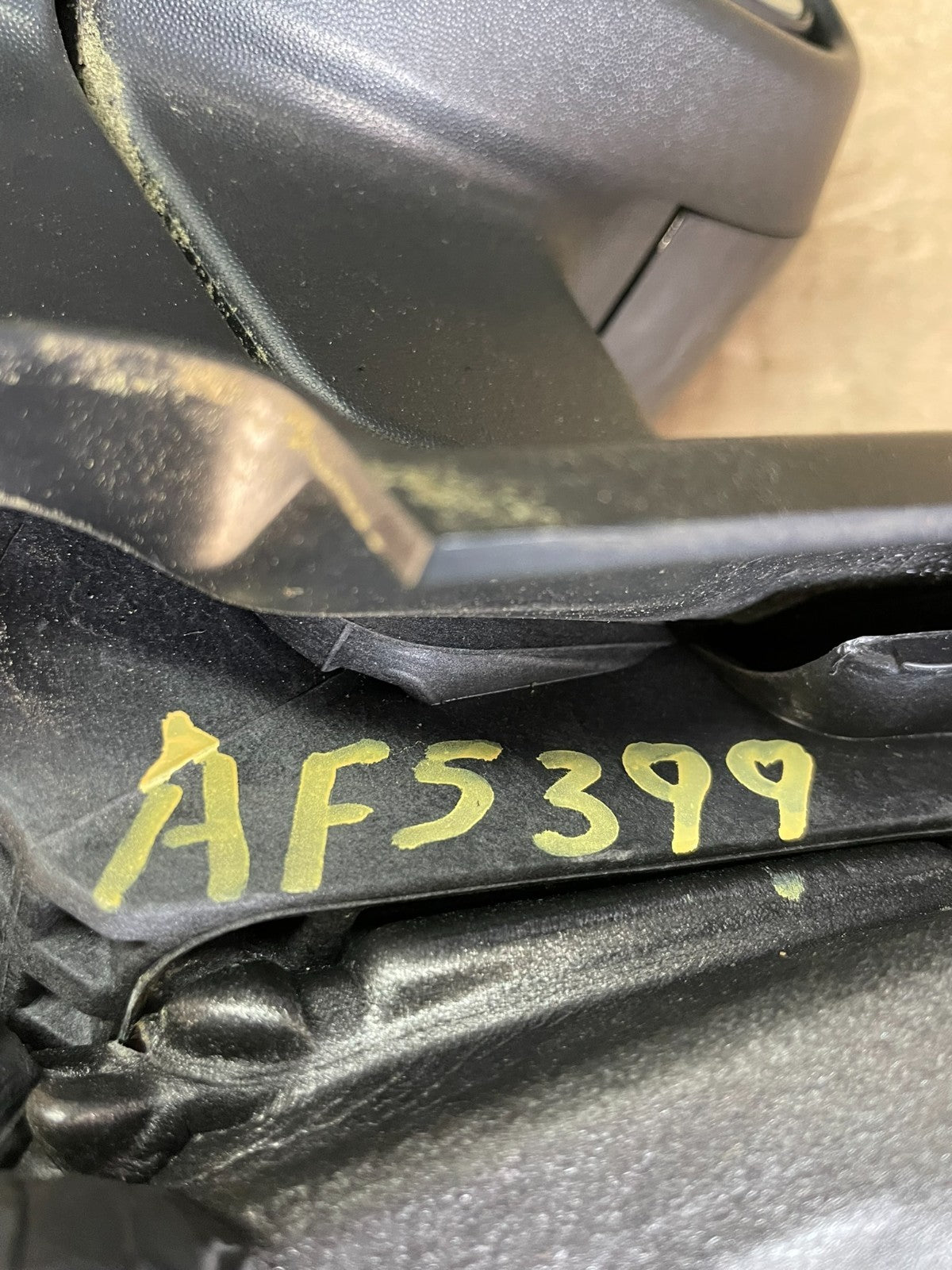 2011-2015 Ford Explorer Left Driver View Turn Signal Mirror AF5399 DW11