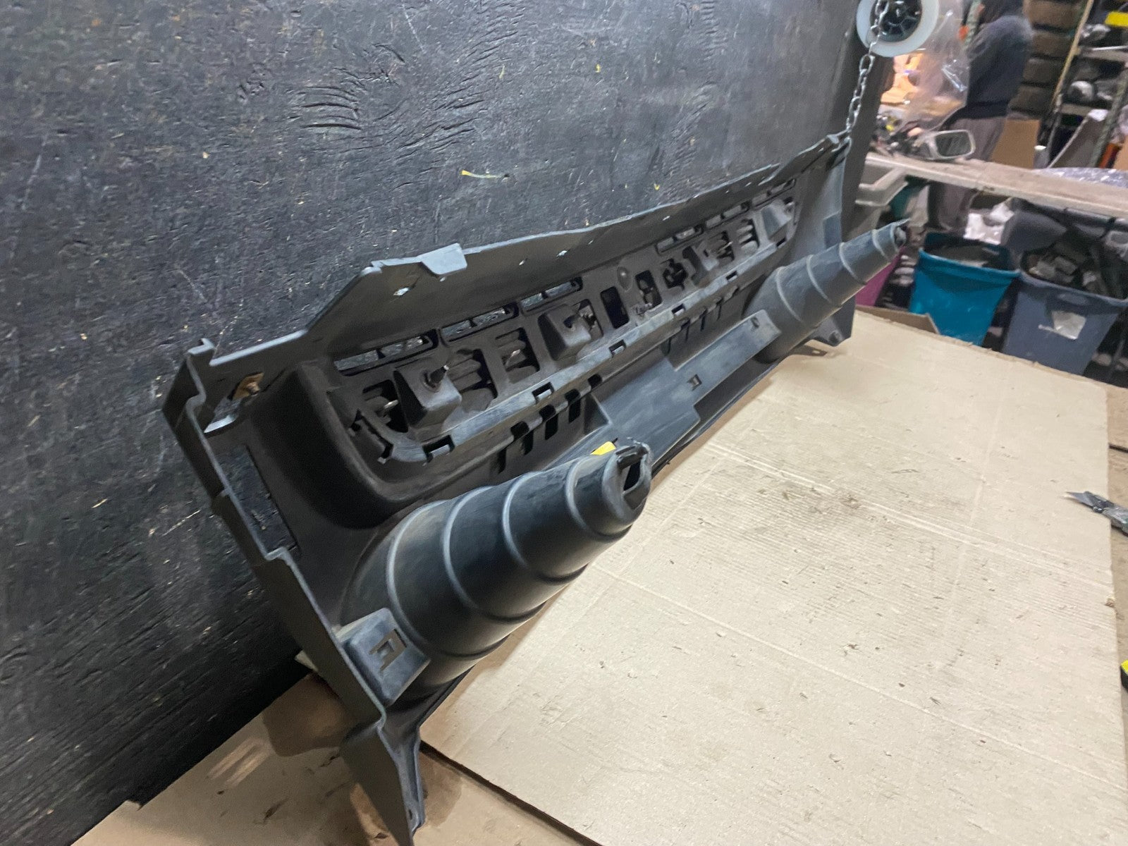 2013 to 2016 Ford Escape Front Upper Grill Grille Mount Panel Oem X2838 DG9
