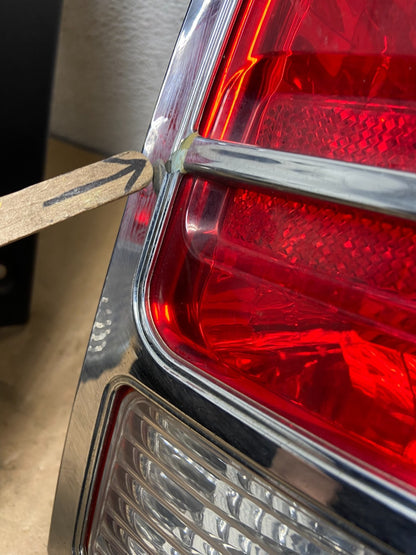 2003 2004 2005 2006 Ford Expedition Left+Right Tail Lights AD1341 DW7