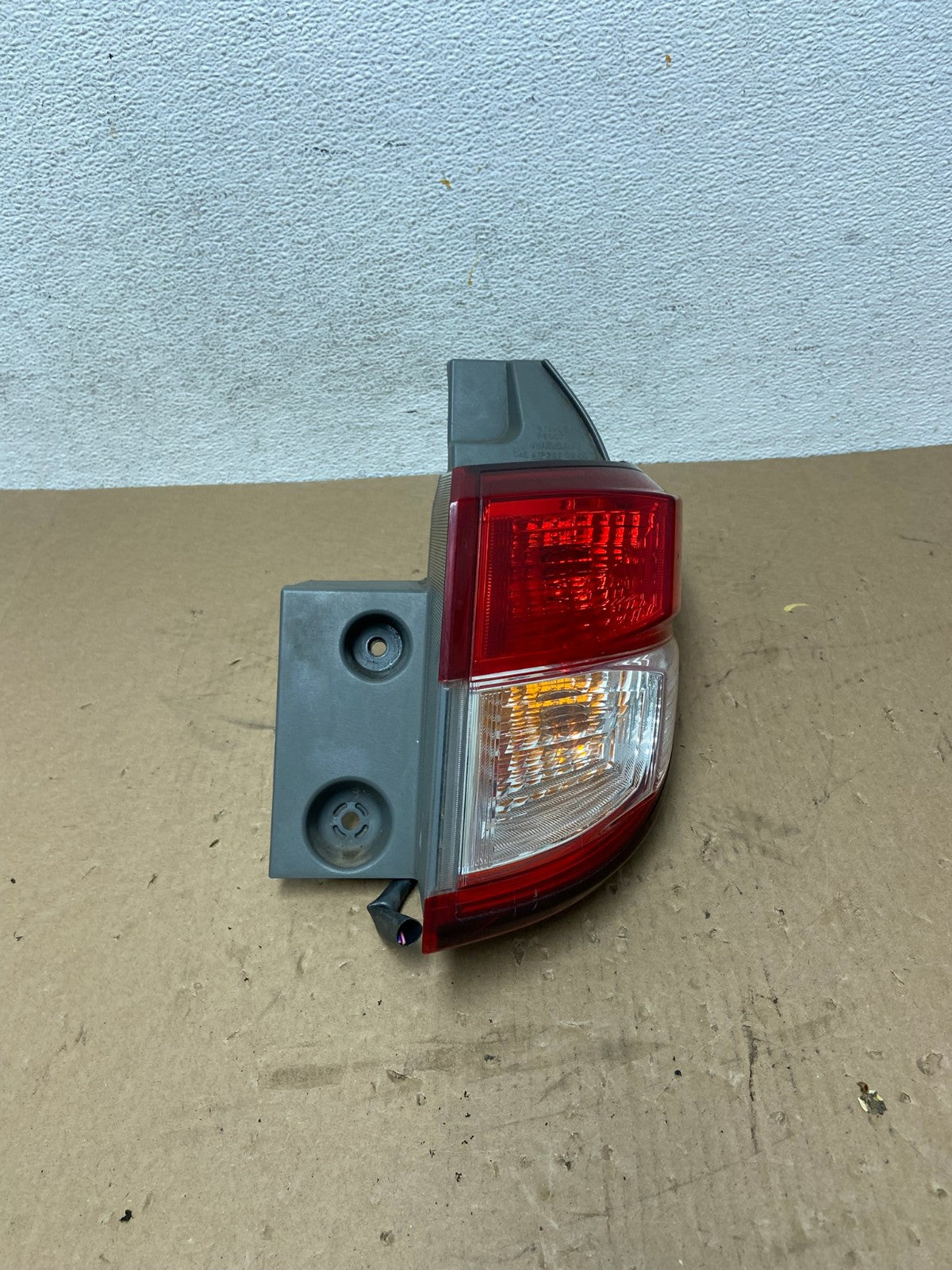 2011 to 2017 Nissan Quest Right Passenger RH Side Tail Light AD7716 LK0