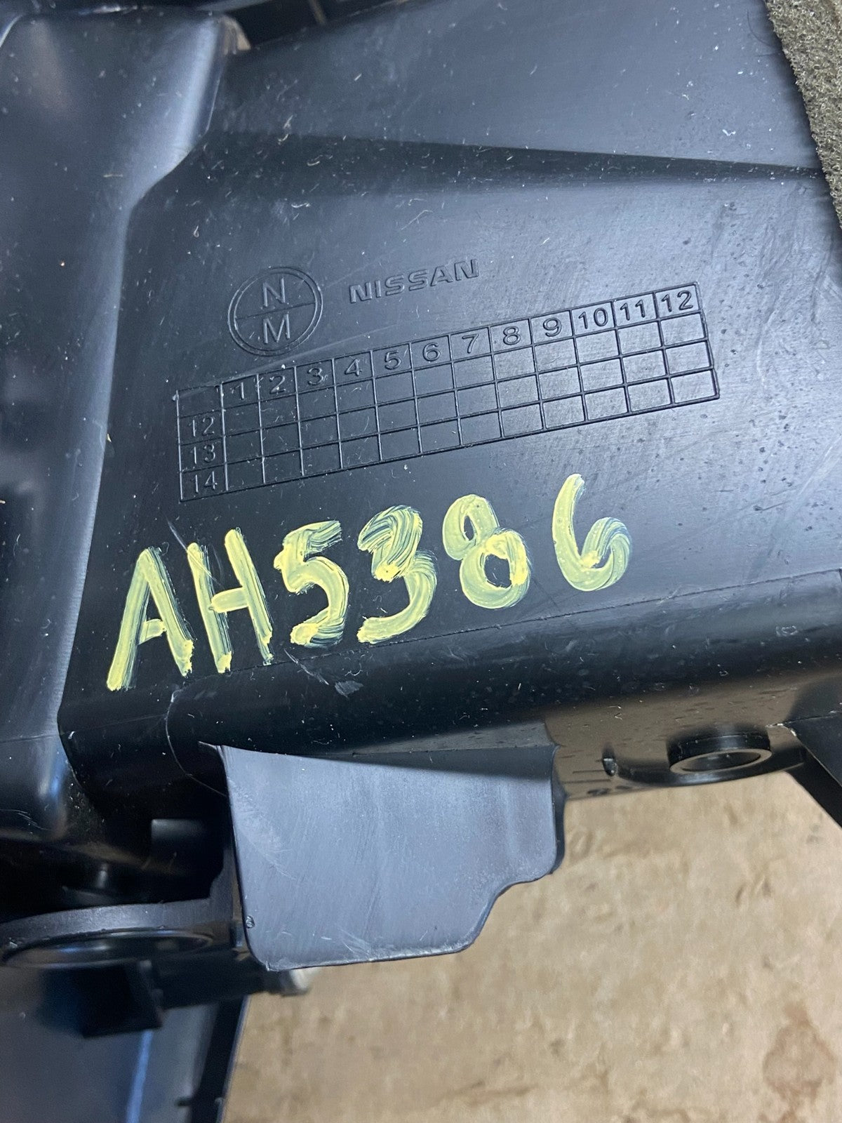 2013-2021 Nissan NV200 Center Console Radio Climate Control Air Vent AH5386 DG6