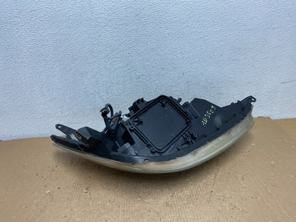 2004-2005 Toyota Sienna Left Driver LH Side Halogen Headlight AD8805 DW7