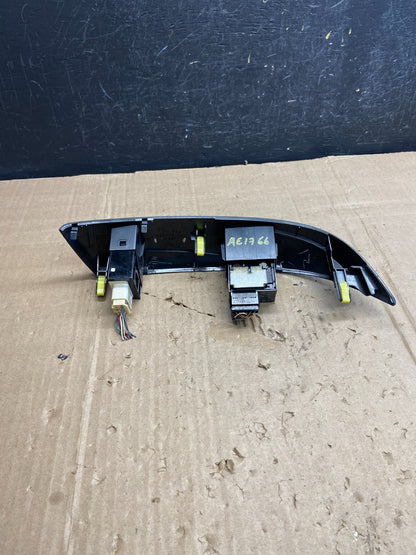 2004 to 2010 Toyota Sienna Left Side Climate Switches Bezel Trim AE1766 DG3
