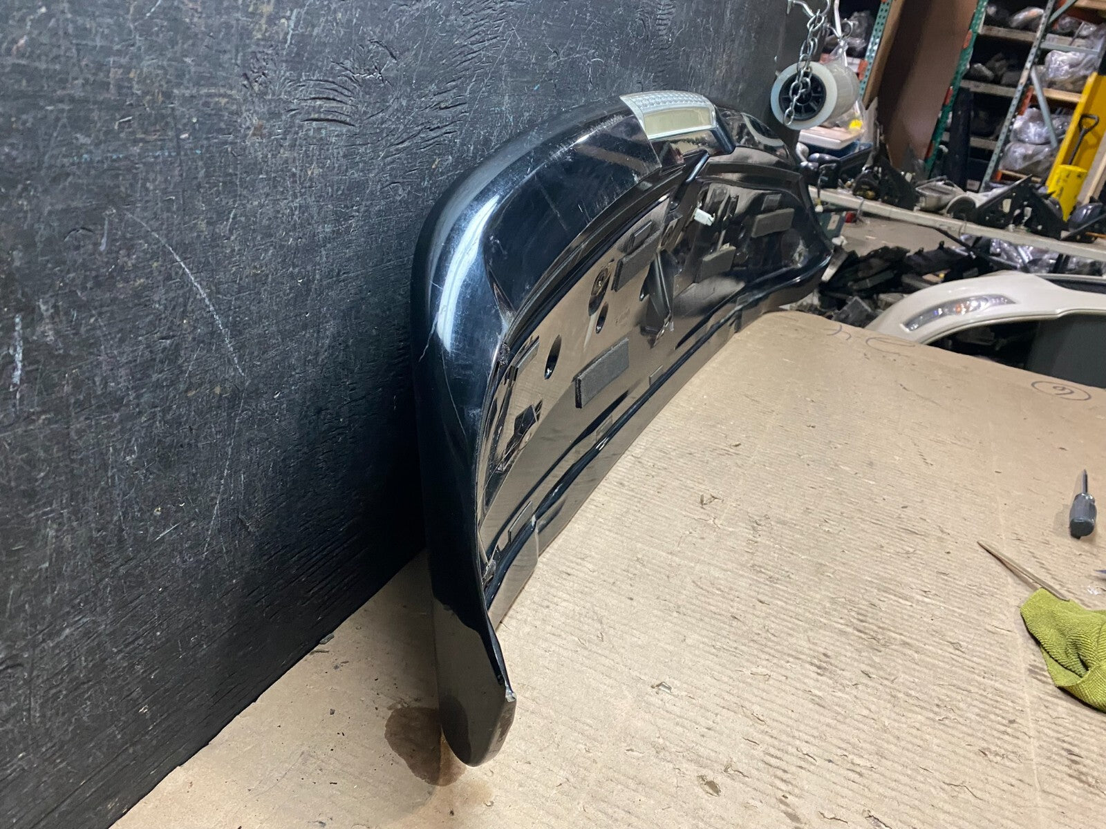 2004-2009 Lexus RX330 RX350  Rear Trunk Tail Gate Lift Gate Spoiler OEM A18238