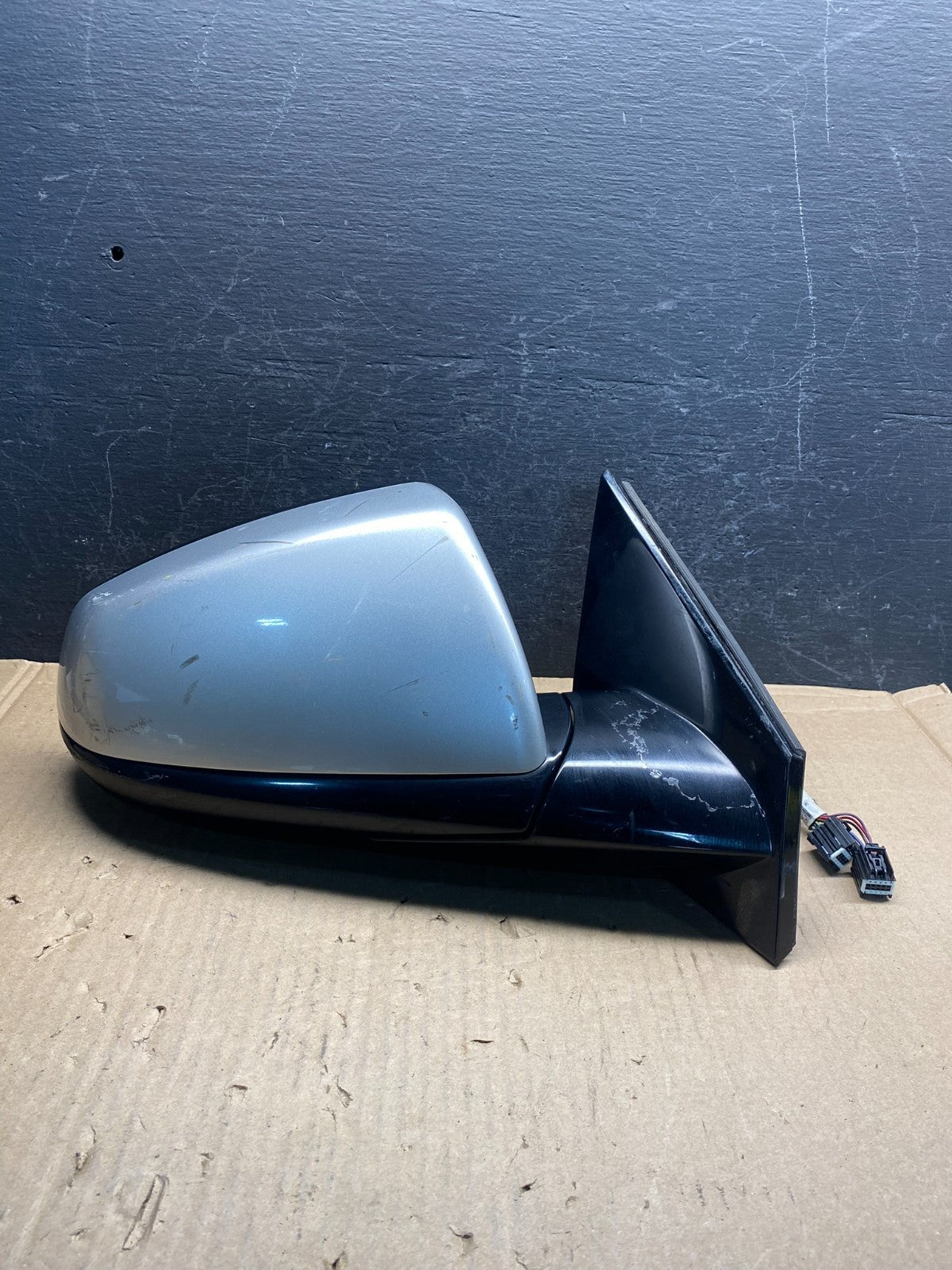 2010 to 2016 Cadillac SRX Right Passenger Rh Side Door Mirror AE7958 DG0