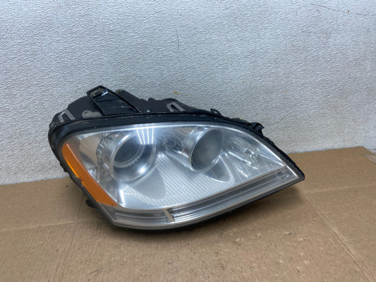 Xenon 2006-2009 Mercedes-Benz ML Class Right Passenger Headlight Y8737 DW0