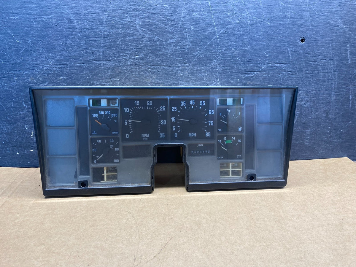 International Cluster Speedometer 689996c93 AH6958 PS0
