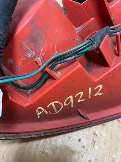 2003 - 2005 Infiniti G35 Coupe Right Passenger Rh Outer Tail Light AD9212 LK8