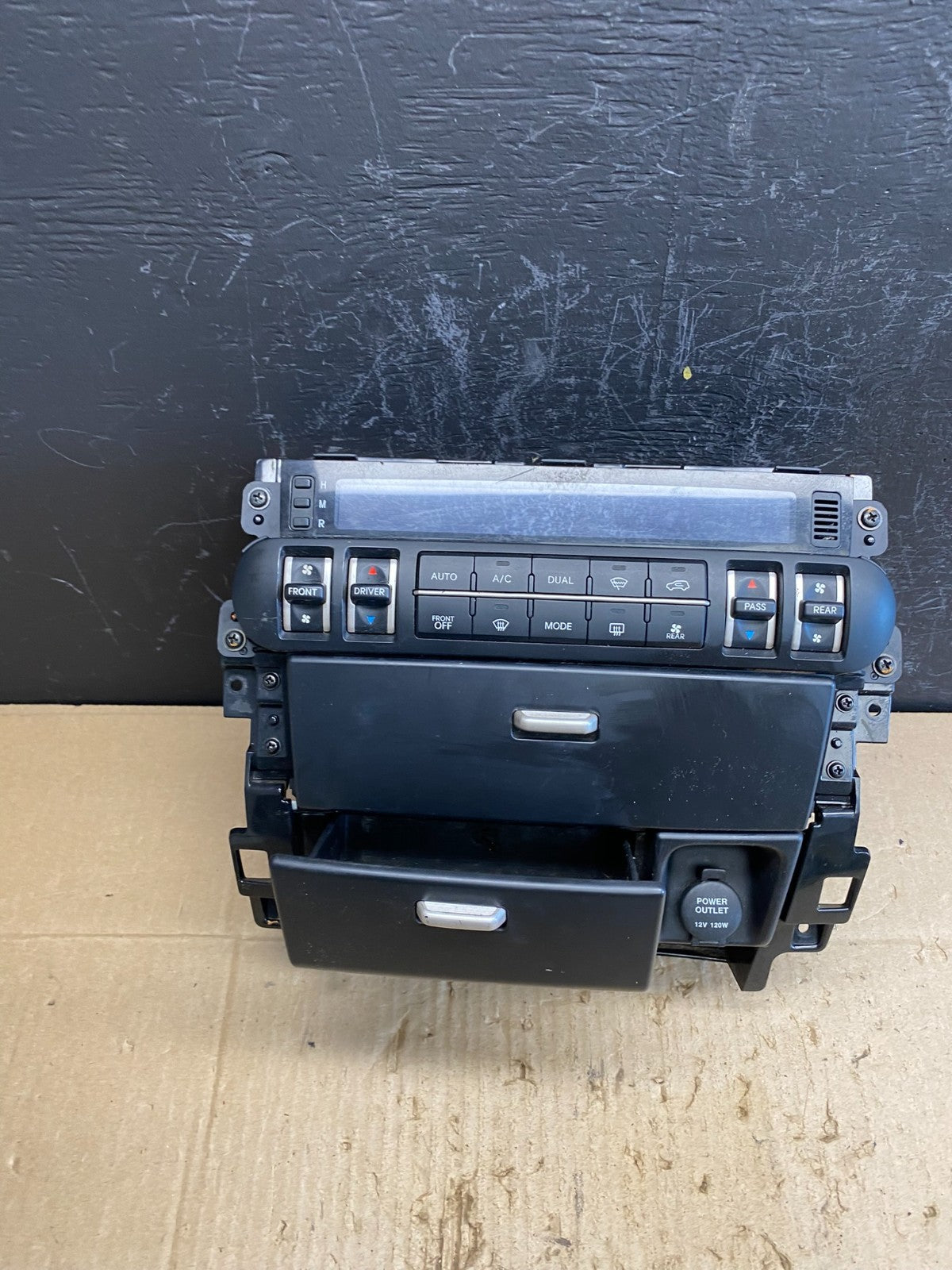 2009 to 2011 Kia Borrego AC Heater Climate Controls HVAC Storage Panel AC4838 DG3