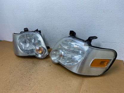 2006 2007 2008 2009 2010 Ford Explorer Left+Right Set Headlights AE0385 DW1