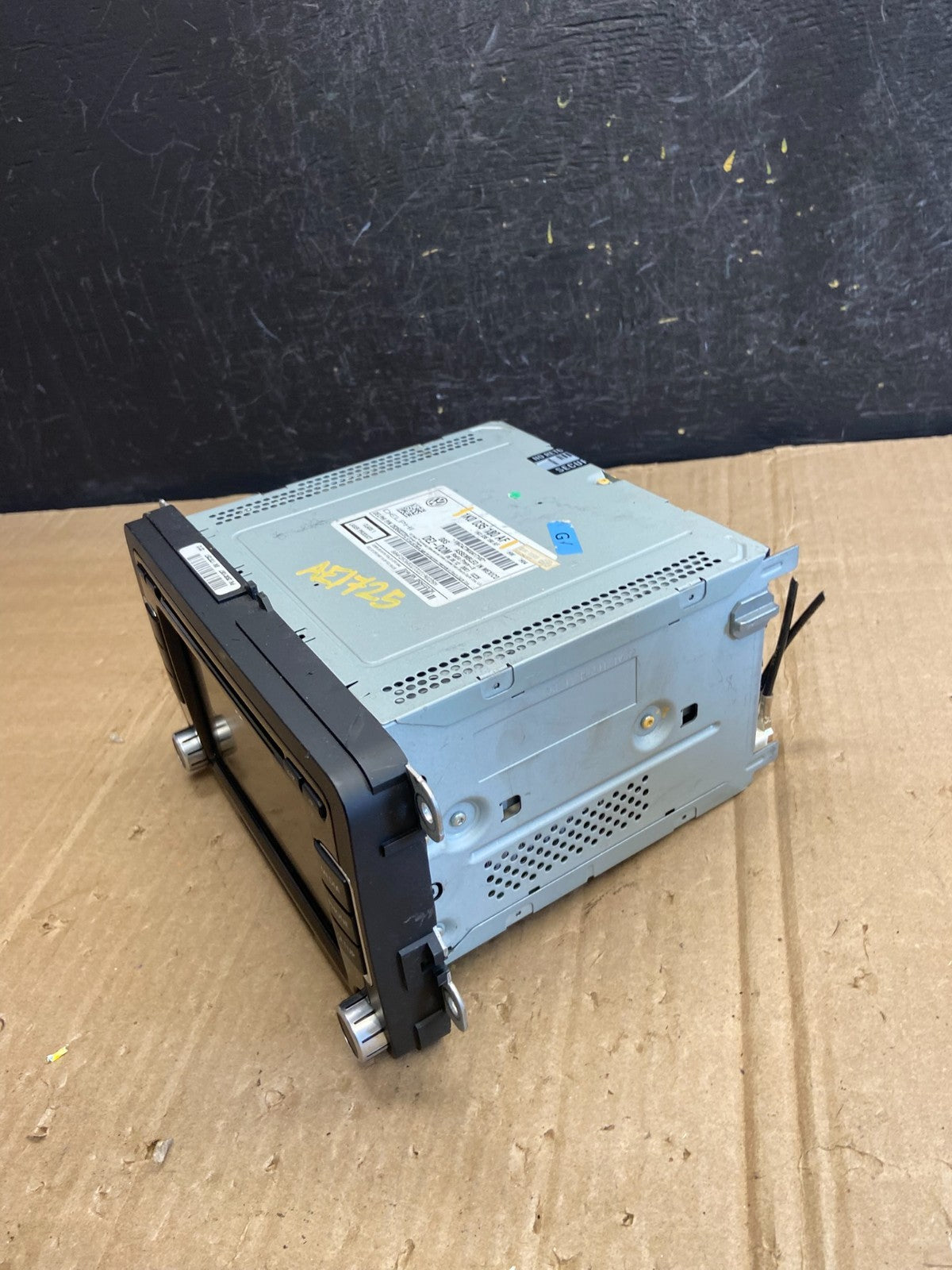 2012 to 2017 Volkswagen Passat Jetta Radio CD Player AM/FM Media AE1725 DG2