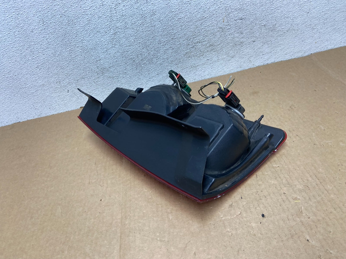 2008 - 2010 Chrysler Town And Country Right Passenger Tail Light AF9571 DW5