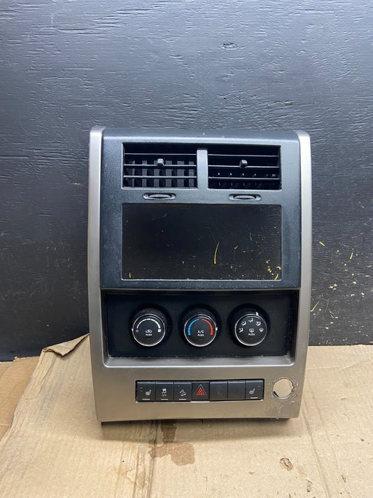 2008 to 2012 Jeep Liberty Dash Climate Temperature Control Radio Bezel X5781 DG0