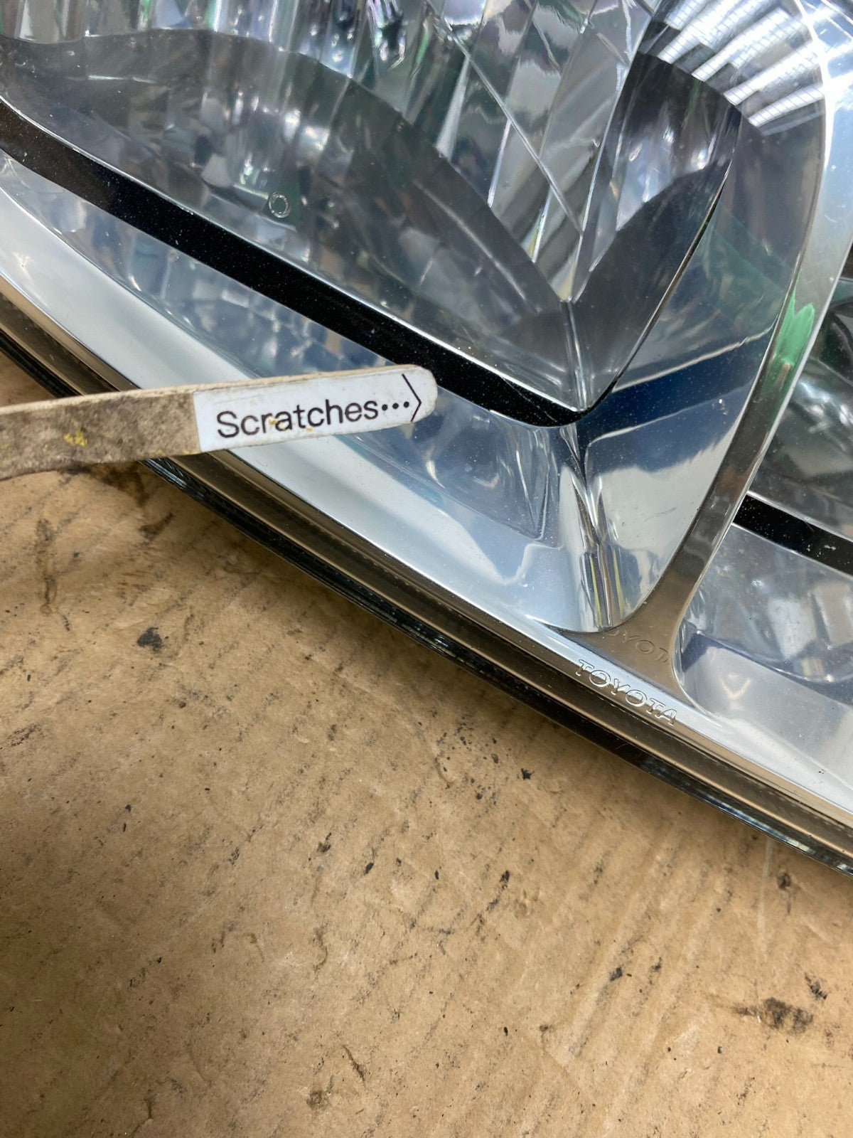 1996 - 2000 Toyota Rav4 Right Passenger RH Side Headlight Halogen AC7636 DG3