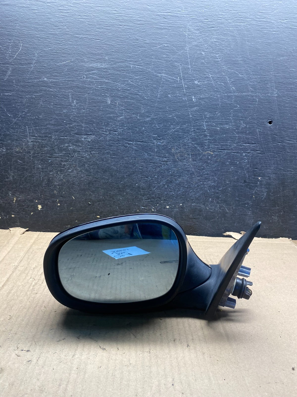 2009 to 2011 BMW 3-Series Left Driver LH Side View Door Mirror AJ0537 DG8