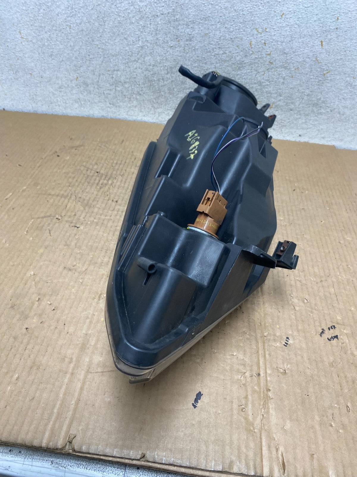2010 2011 2012 Ford Fusion Left Driver LH Side Headlight Halogen AI6837 DW6